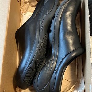 Merrell Men's Black Leather Slip-On Casual Comfort Loafers